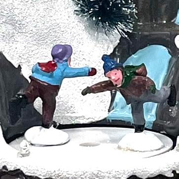 allgala Christmas House Figurine with USB and Battery Power