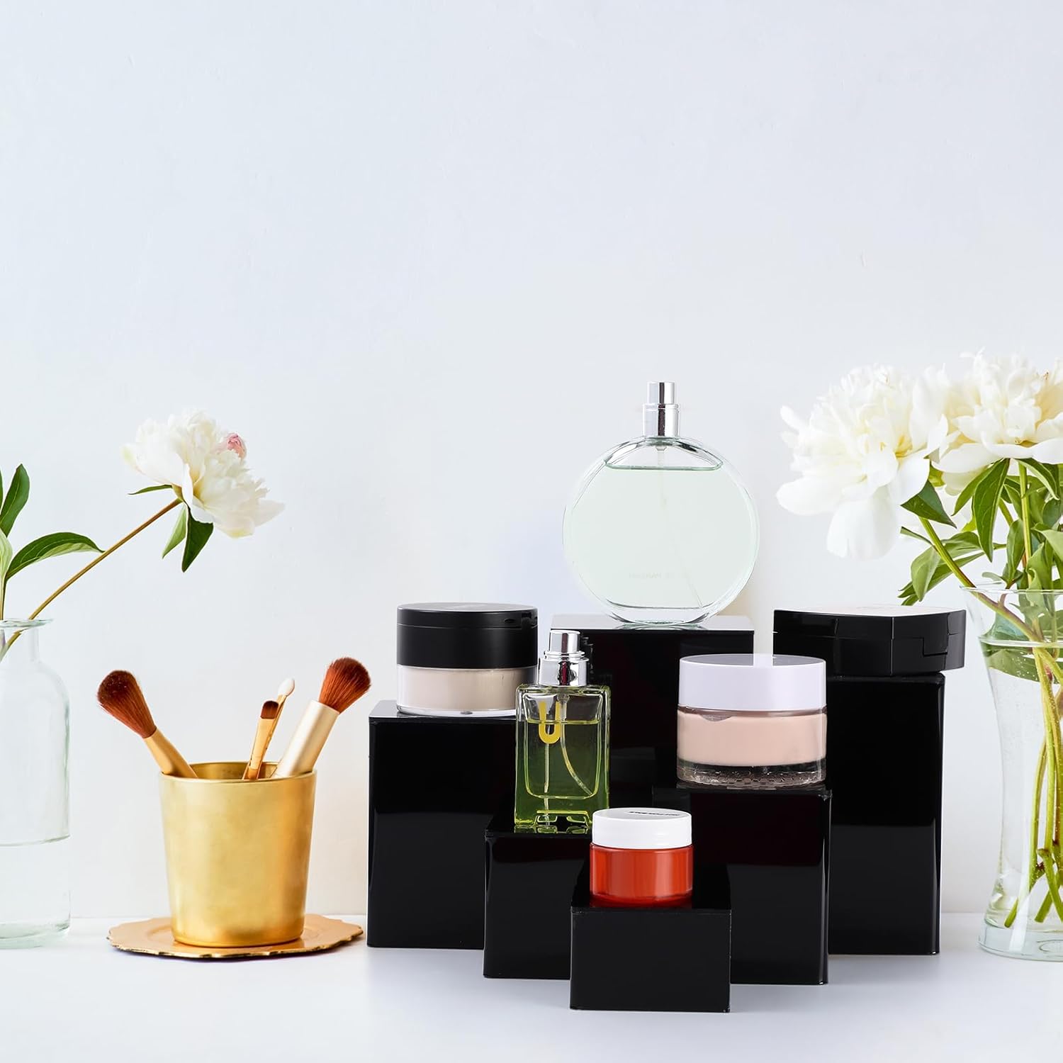 Thyle 24 Pcs Square Acrylic Risers Display Stand