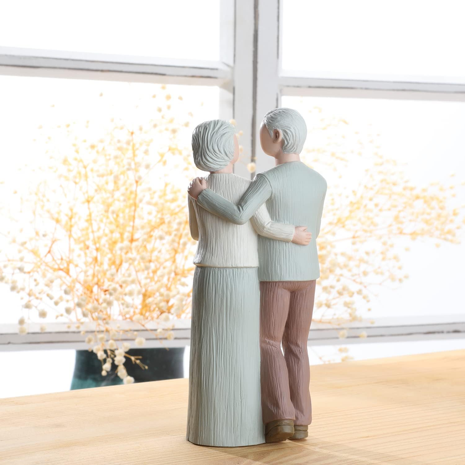 Loving Elderly Couple Figurines for Home Decoration