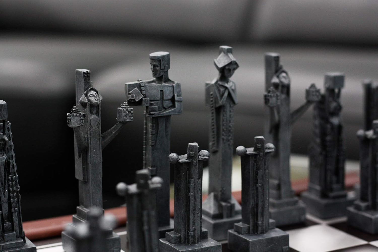 Ebros Gift Frank Lloyd Wright Sprites Chess Set