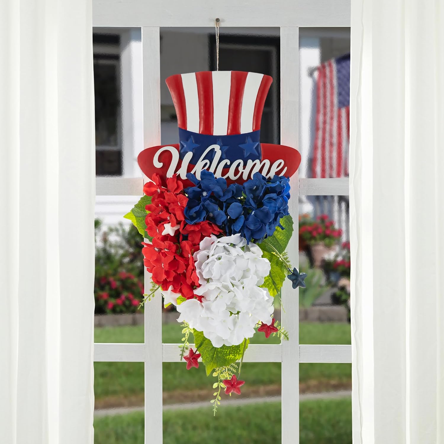 Glitzhome 22 Inch Patriotic Top Hat Hydrangea Wall Decor