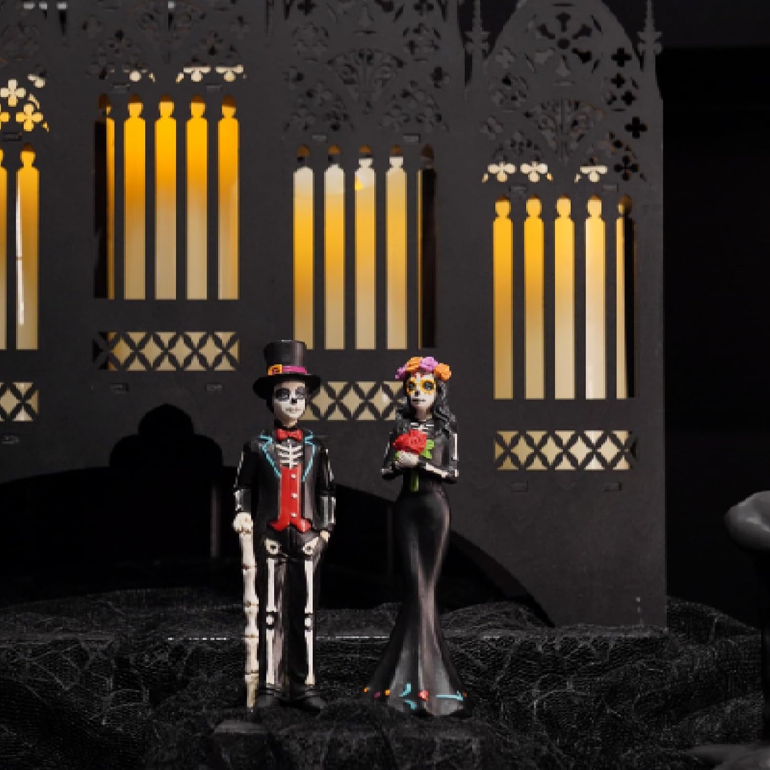 Day of the Dead Halloween Skeleton Couple Decor