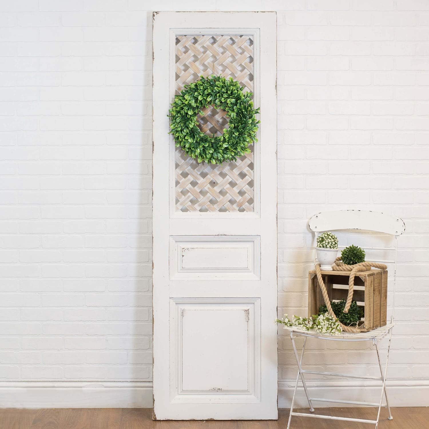 Lvydec Artificial Green Leaves Wreath 15 Inch