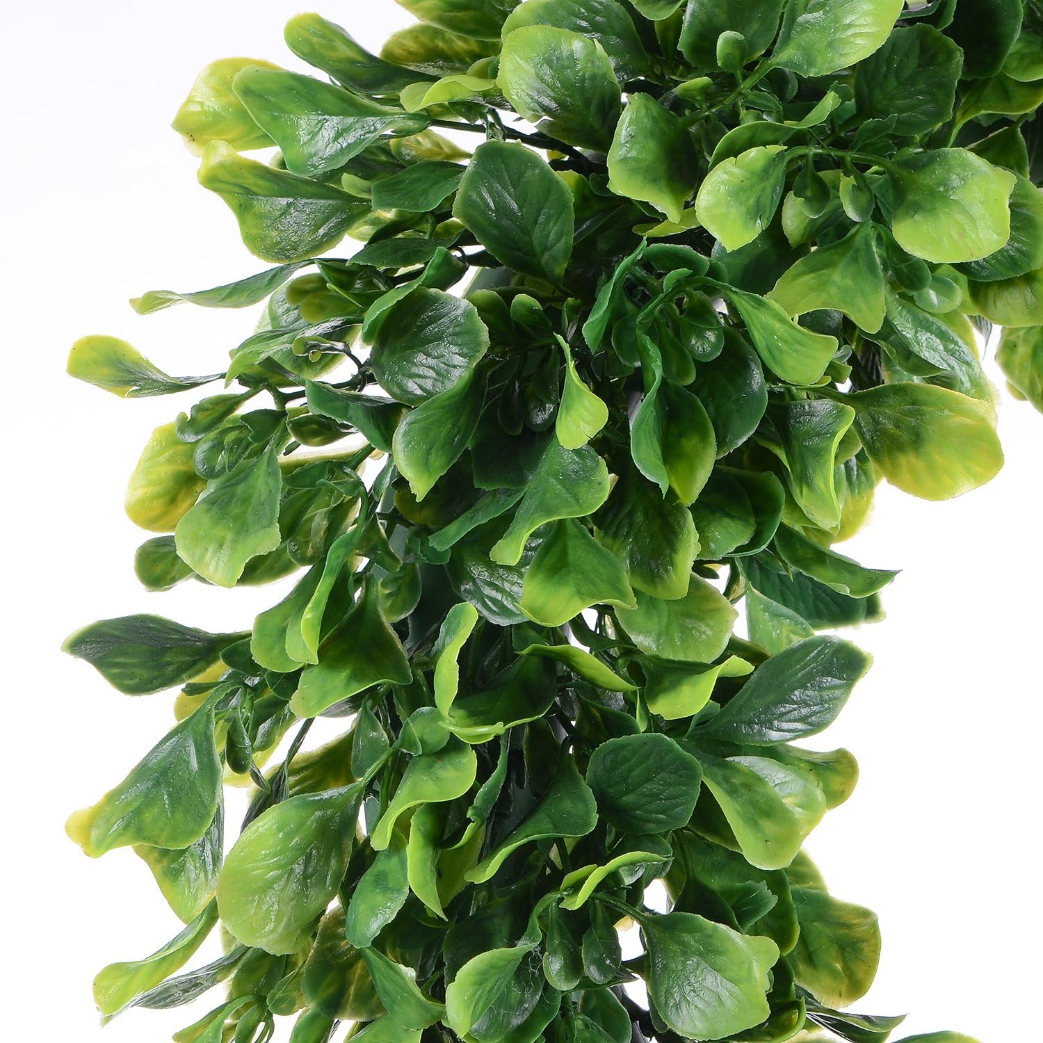 Lvydec Artificial Green Leaves Wreath 15 Inch
