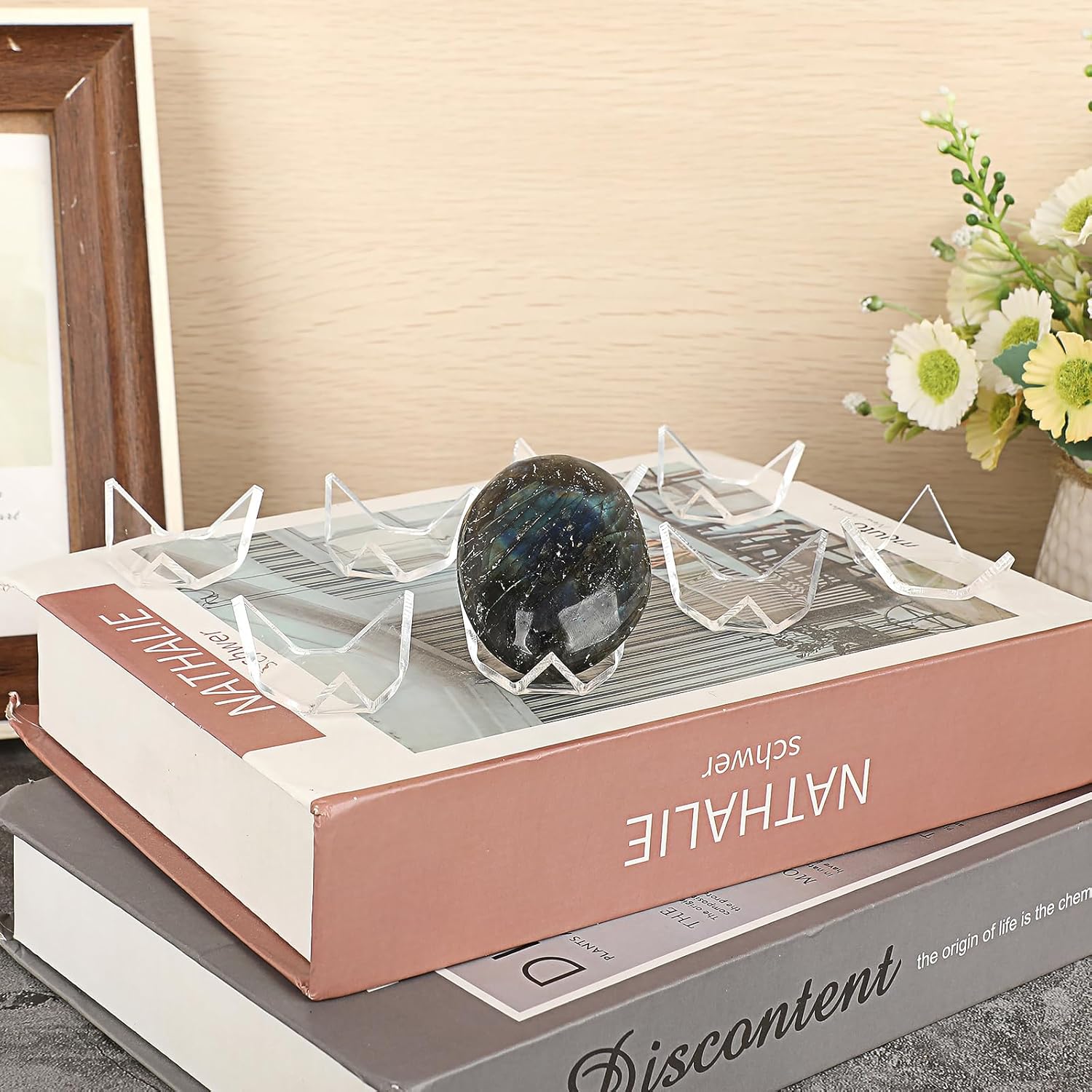 Hipiwe 12 Pack Acrylic Triangle Easel Stand for Collectibles